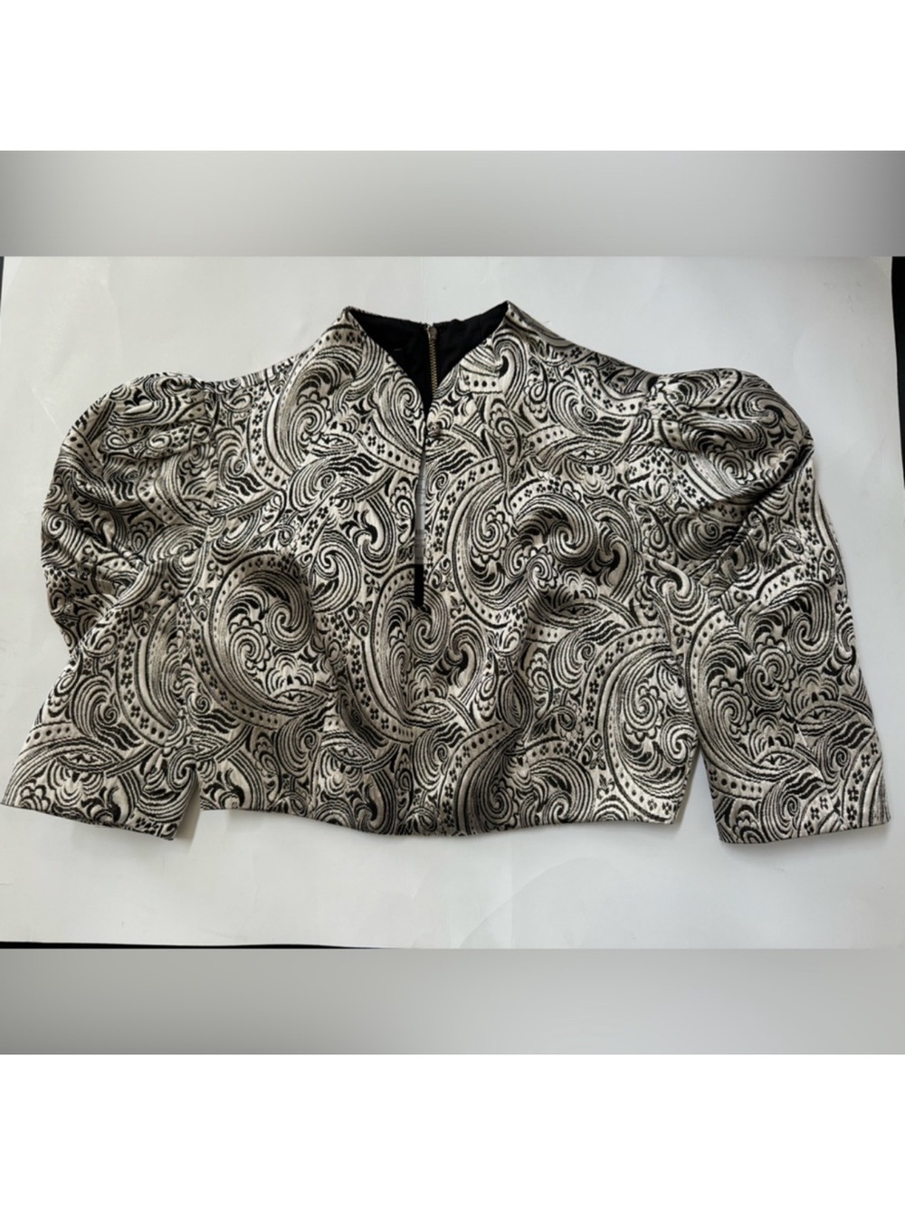 Archive Bebe Metallic Jacquard Cropped Jacket Top Gold Black Puff Sleeve nwt